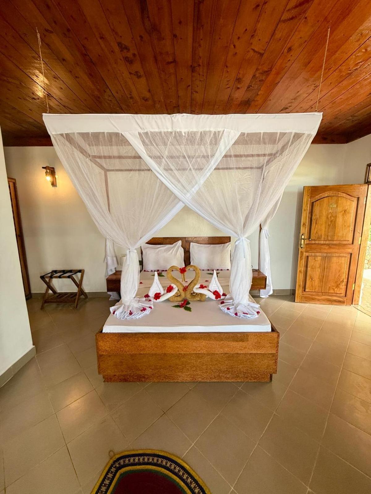 Mambo Ocean Resort Pwani Mchangani Exterior foto